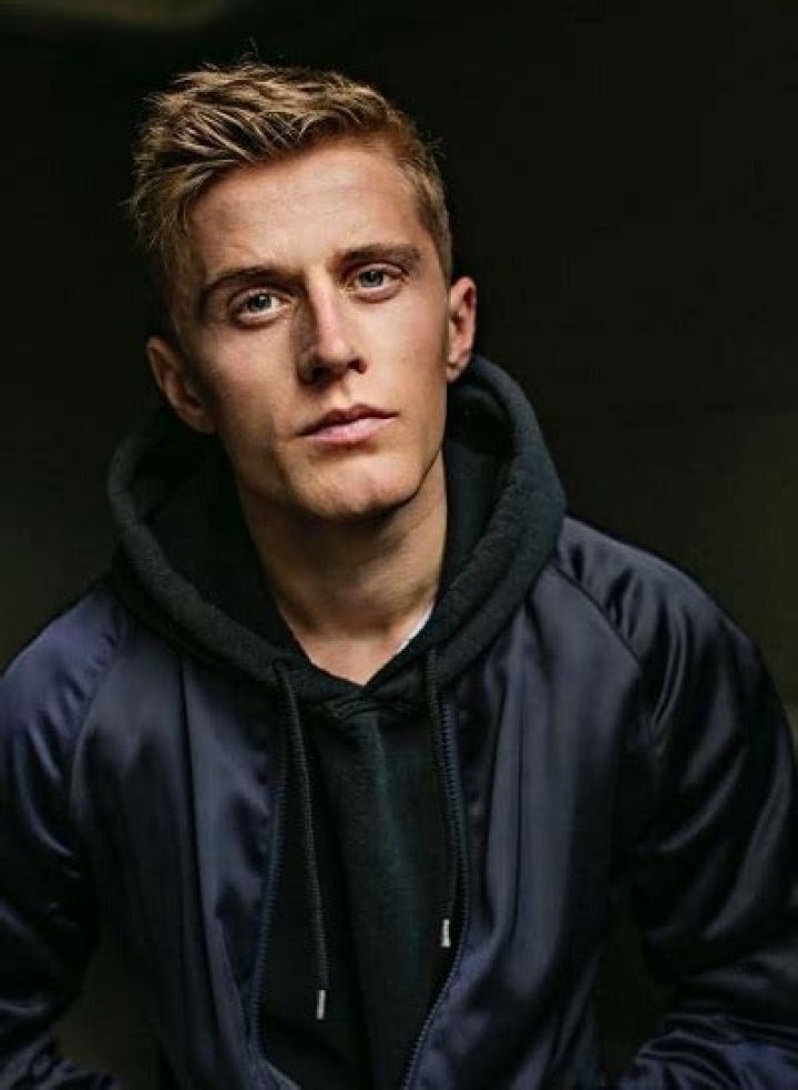
Axel Bøyum Height, Weight, Net Worth, Age, Birthday, Wikipedia, Who, Nationality, Biography 