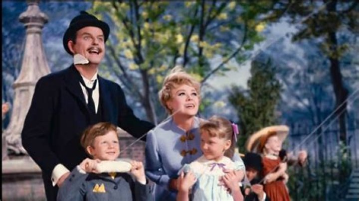 
Glynis Johns Cause of Death and Obituary, Who was Glynis Johns? What Happened to Mary Poppins Actress Glynis Johns? How Did Glynis Johns Die? 