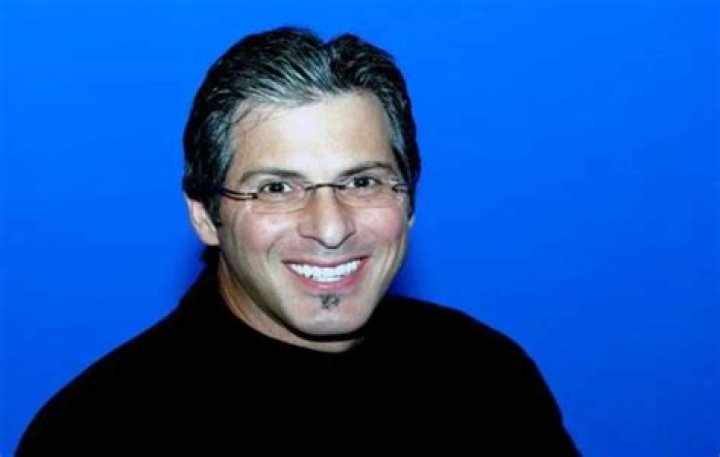 
Jérémie Makiese Height, Weight, Net Worth, Age, Birthday, Wikipedia, Who, Nationality, Biography 