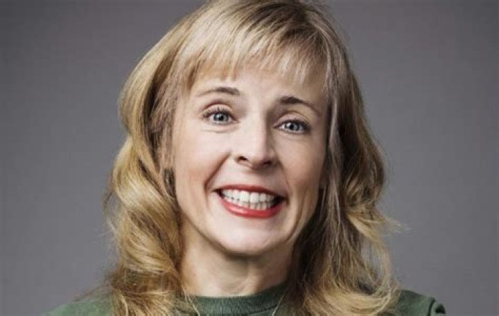 Maria Bamford Height, Weight, Net Worth, Age, Birthday, Wikipedia, Who, Nationality, Biography