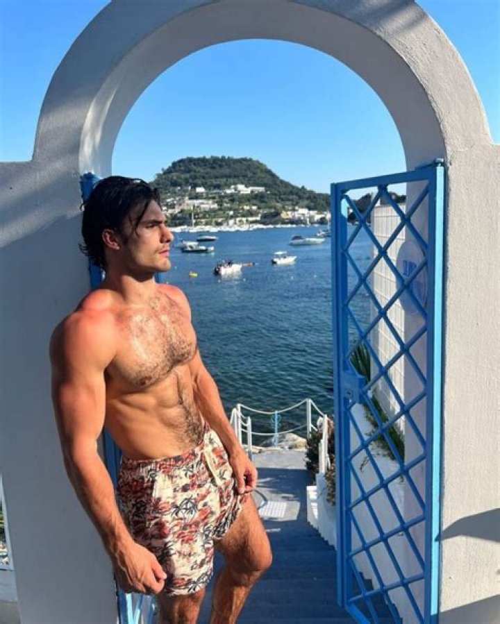 
Tyquone Greer Height, Weight, Net Worth, Age, Birthday, Wikipedia, Who, Instagram, Biography 